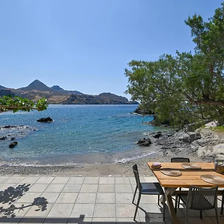 Palio Seafront House * Damnoni